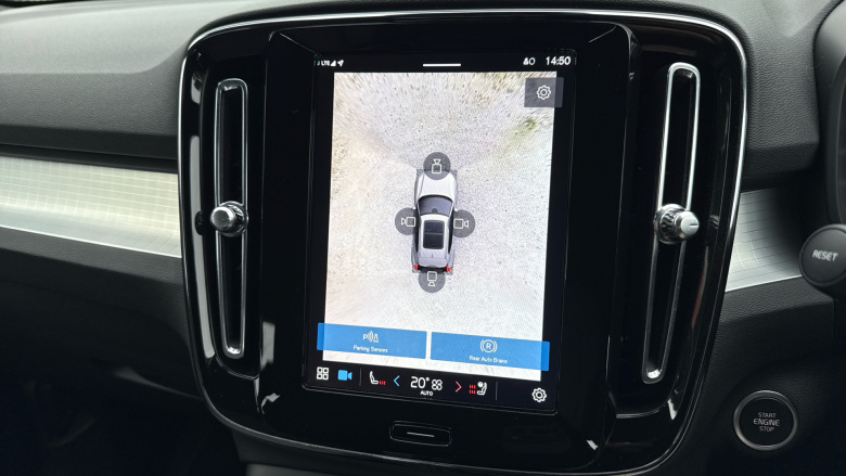 Volvo XC40 2.0 B4P Plus Dark 5dr Auto Petrol Estate